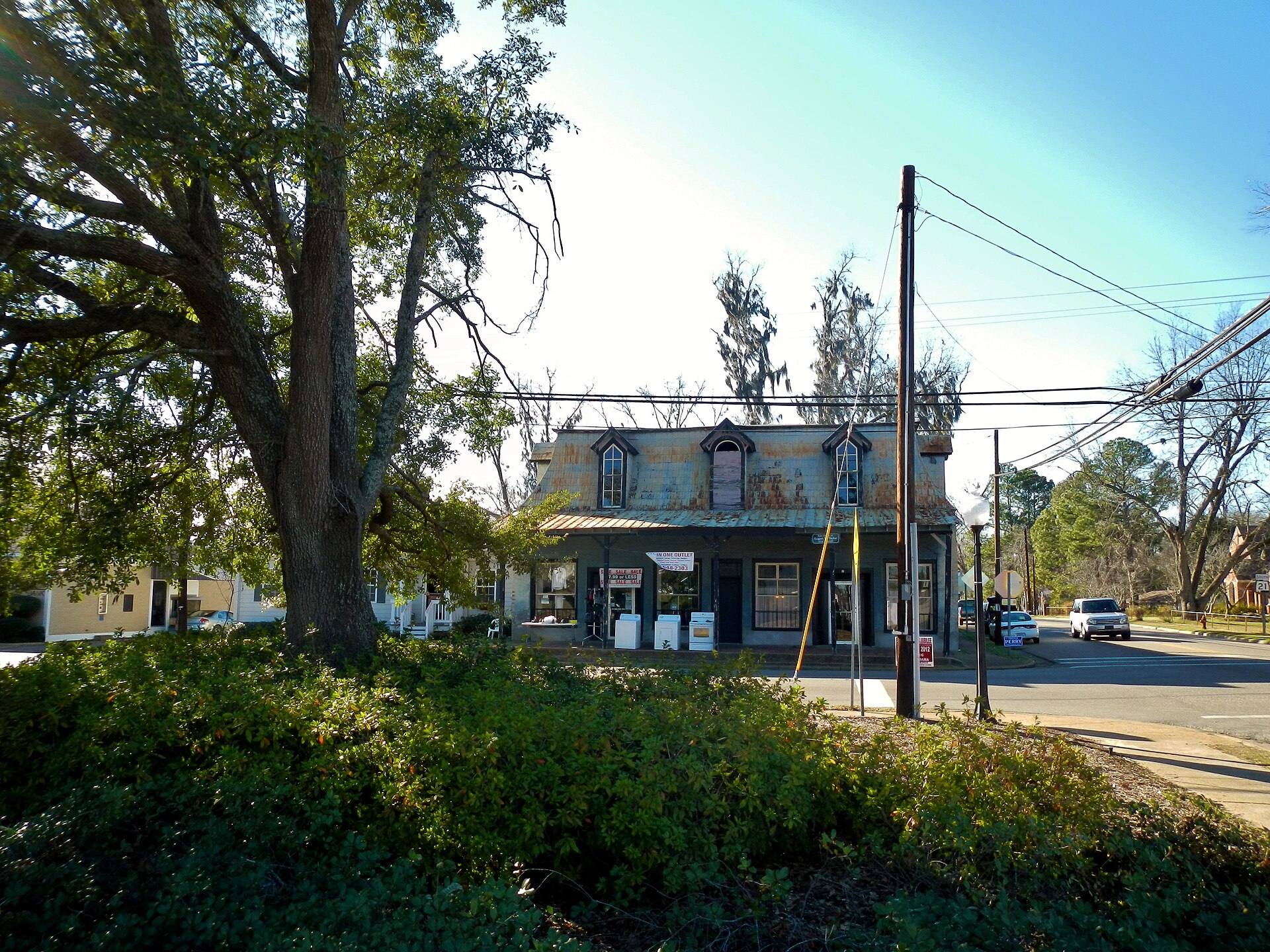 A street view of Hayneville, Alabama, the Lowndes County seat.